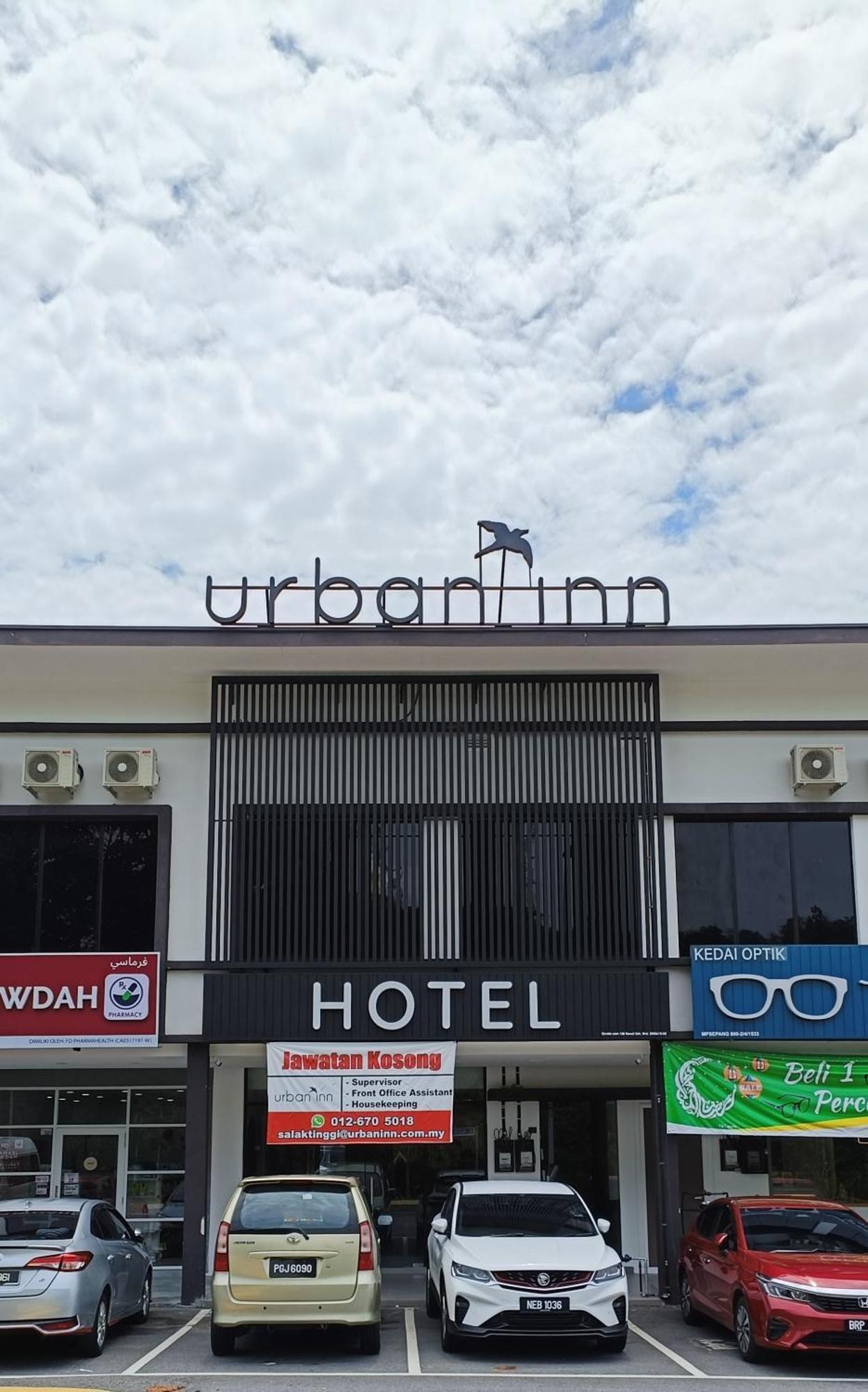 Urban Inn, Salak Tinggi Sepang Exterior photo